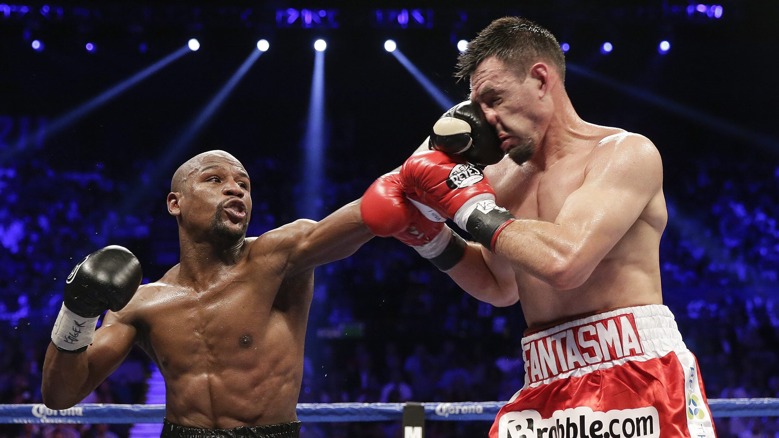 上海国际田径赛谢震业100米再破10秒,谢震业最新200米比赛